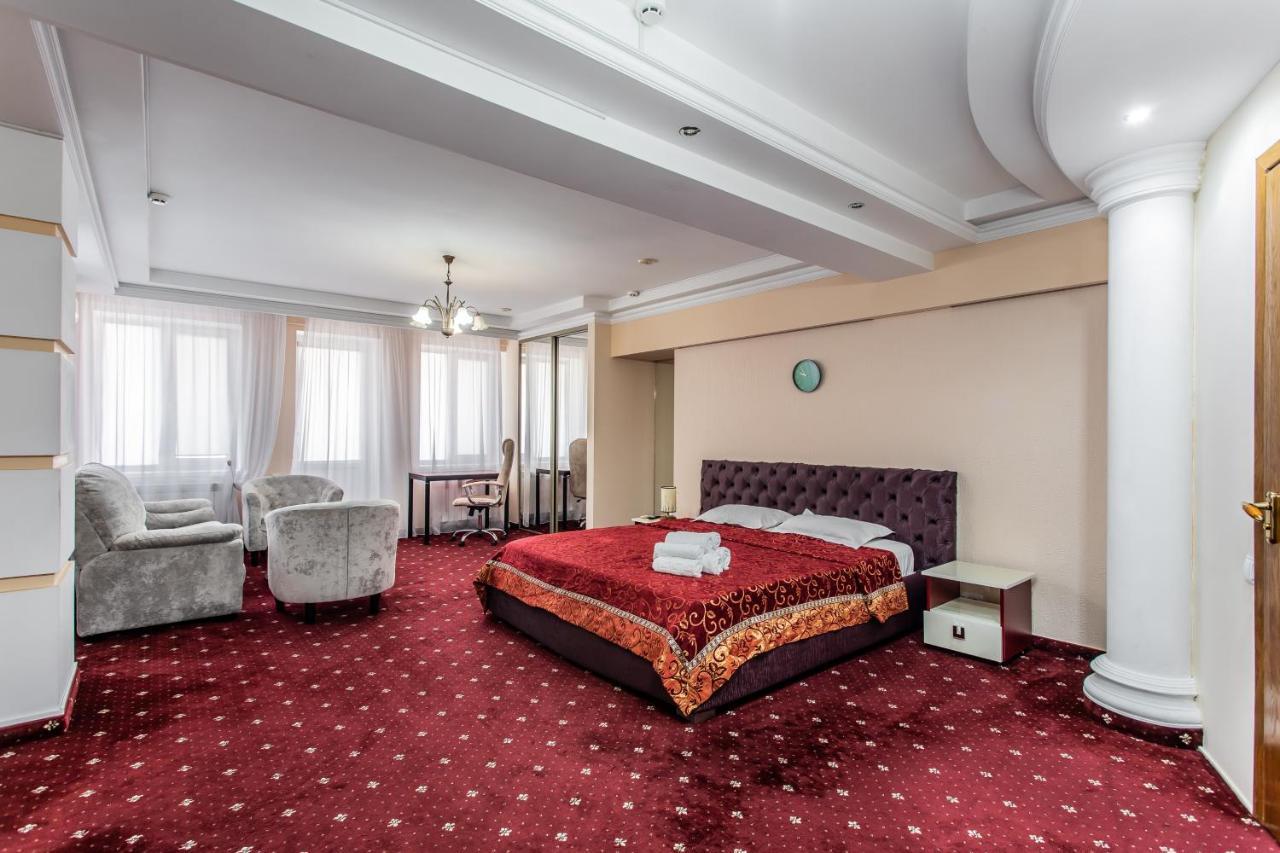 Star Rent Hotel Chisinau Exterior photo