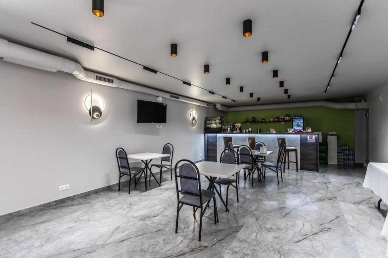 Star Rent Hotel Chisinau Exterior photo