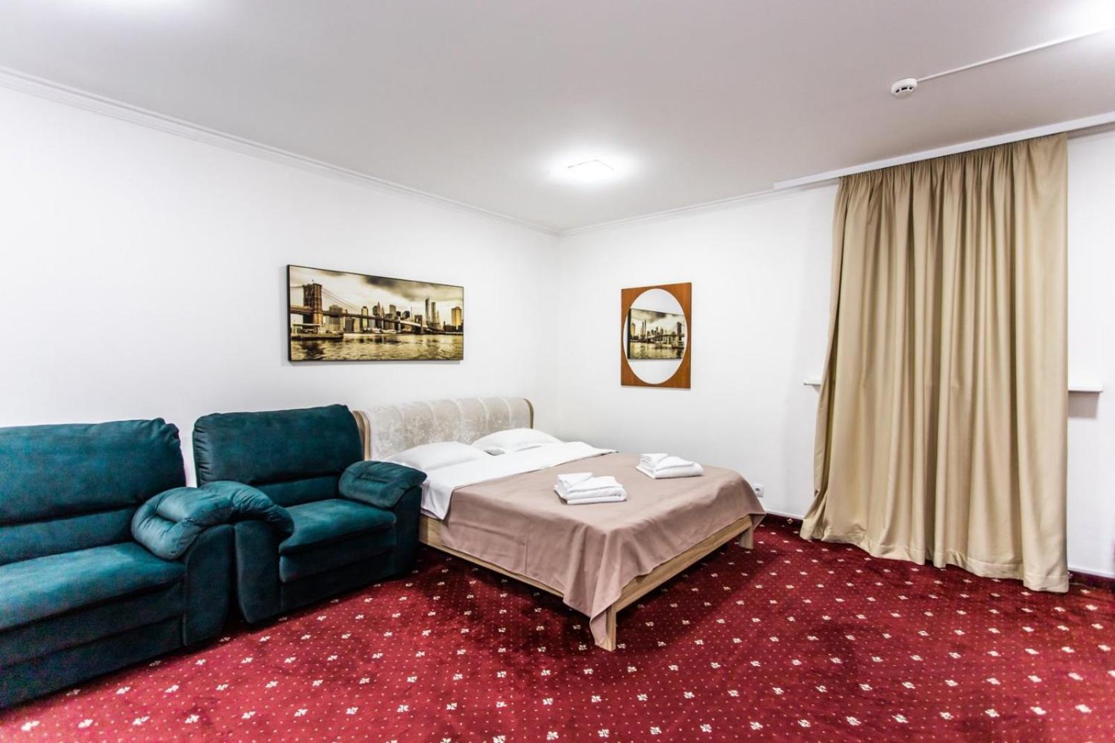 Star Rent Hotel Chisinau Exterior photo